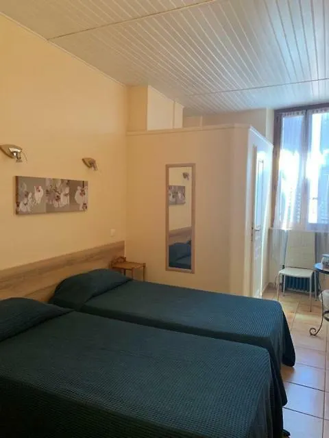 Hôtel Du Soleil Hyères